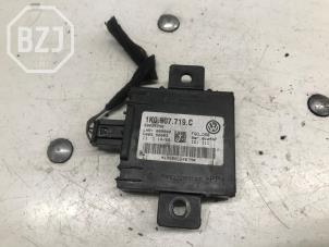 Używane Modul alarmu Volkswagen Caddy Cena na żądanie oferowane przez BZJ b.v.