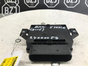 Gebruikte Handrem Module BMW 5 serie Touring (F11) 520i 16V Prijs op aanvraag aangeboden door BZJ b.v.