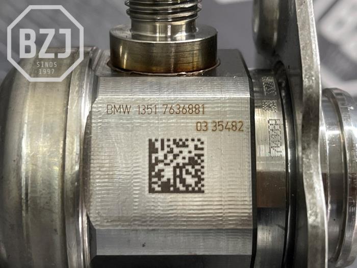 Högtryckspump från en BMW 2 serie Active Tourer (F45) 218i 1.5 TwinPower Turbo 12V 2016