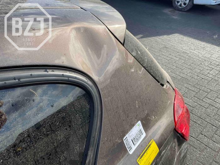 Dak van een BMW 1 serie (F20) 116i 1.6 16V 2012