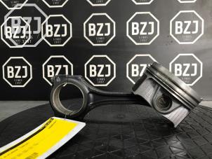 Gebruikte Zuiger Mercedes A-Klasse Prijs op aanvraag aangeboden door BZJ b.v.