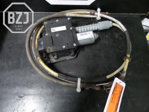 Begagnade Parkeringsbromsmotor Opel Insignia Pris på förfrågan erbjuds av BZJ b.v.