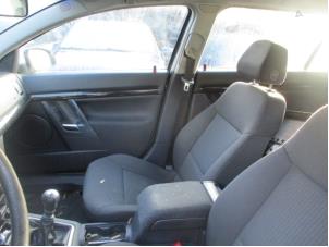 Gebruikte Armleuning Opel Signum (F48) 2.2 DGI 16V Prijs op aanvraag aangeboden door Boekholt autodemontage B.V