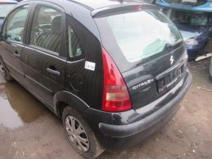 Używane Drzwi lewe przednie wersja 4-drzwiowa Citroen C3 (FC/FL/FT) 1.4 Cena € 100,00 Procedura marży oferowane przez Boekholt autodemontage B.V