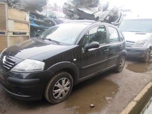 Używane Ekran lewy przód Citroen C3 (FC/FL/FT) 1.4 Cena € 50,00 Procedura marży oferowane przez Boekholt autodemontage B.V