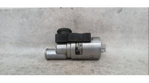 Begagnade Tomgångsventil Opel Calibra 2.5 V6 24V Pris € 45,00 Marginaltabell erbjuds av Boekholt autodemontage B.V