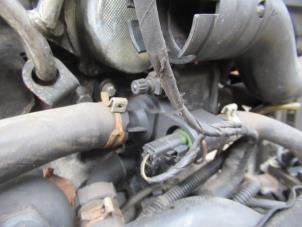 Używane Obudowa termostatu Citroen C3 (FC/FL/FT) 1.4 HDi Cena € 25,00 Procedura marży oferowane przez Boekholt autodemontage B.V