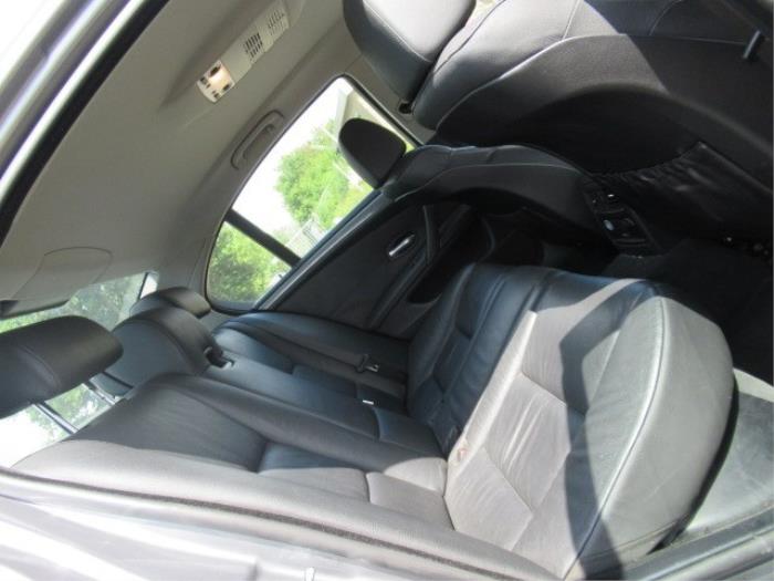 Rear bench seat from a BMW 5 serie (E60) 520d 16V Edition Fleet 2009