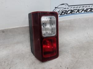 Gebruikte Mistachterlicht Opel Vivaro B 1.6 CDTI 90 Prijs € 25,00 Margeregeling aangeboden door Boekholt autodemontage B.V