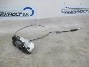 Gebruikte Deurslot Mechaniek 4Deurs links-voor Citroen C4 Cactus (0B/0P) 1.6 Blue Hdi 100 Prijs € 39,00 Margeregeling aangeboden door Boekholt autodemontage B.V