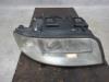 Headlight, right from a Audi A6 Avant (C5) 2.5 TDI V6 24V 2005
