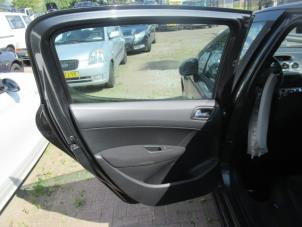 Używane Tapicerka drzwi lewych tylnych wersja 4-drzwiowa Peugeot 308 (4A/C) 1.6 VTI 16V Cena € 50,00 Procedura marży oferowane przez Boekholt autodemontage B.V