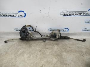 Begagnade Servostyrningsbox Ford Transit Connect (PJ2) 1.6 TDCi 16V 95 Pris € 301,29 Inklusive moms erbjuds av Boekholt autodemontage B.V