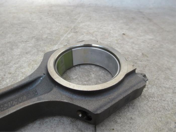 Vevstake från en Ford Transit 2.0 TDCi 16V Eco Blue 130 2020