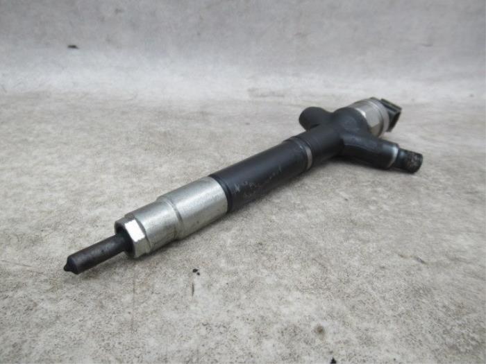 Insprutare (diesel) från en Toyota Avensis Wagon (T25/B1E) 2.0 16V D-4D-F 2008