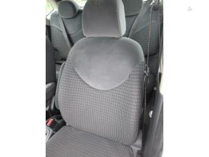 Używane Zaglówek Citroen C3 (FC/FL/FT) 1.4 Cena € 20,00 Procedura marży oferowane przez Boekholt autodemontage B.V