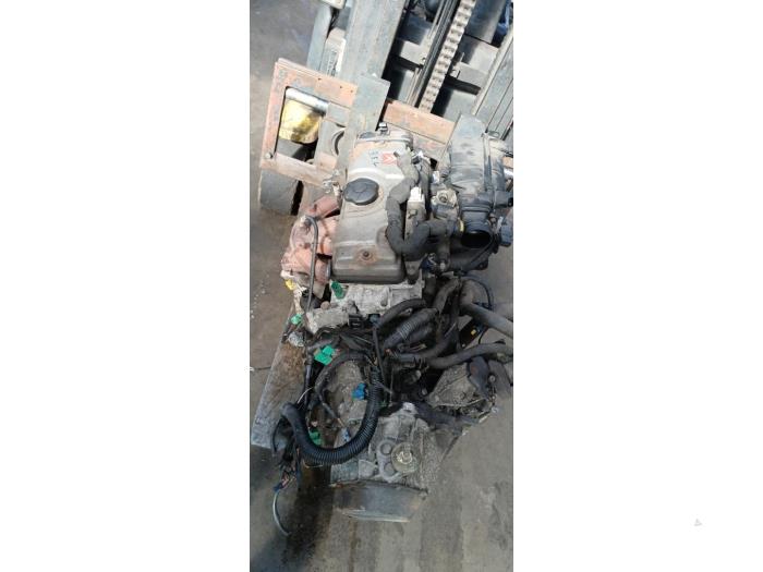 Motor van een Citroën Xsara Picasso (CH) 1.6 2004