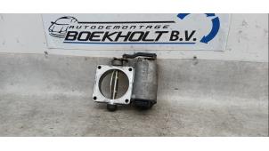 Begagnade Spjällhus Opel Calibra 2.5 V6 24V Pris € 65,00 Marginaltabell erbjuds av Boekholt autodemontage B.V