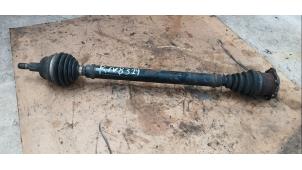 Gebruikte Homokineetas rechts-voor Volkswagen Golf IV (1J1) 2.3 V5 GTI Prijs € 36,00 Margeregeling aangeboden door Boekholt autodemontage B.V