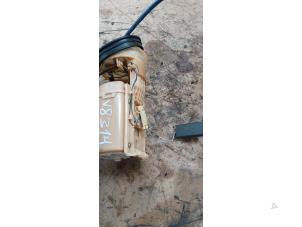 Gebruikte Benzinepomp Volkswagen Golf IV (1J1) 2.3 V5 GTI Prijs € 48,00 Margeregeling aangeboden door Boekholt autodemontage B.V