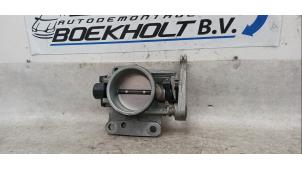 Gebruikte Gasklephuis Dacia Logan MCV (KS) 1.6 16V Prijs € 34,00 Margeregeling aangeboden door Boekholt autodemontage B.V