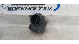 Usagé Boîtier accélérateur Peugeot 308 SW (4E/H) 1.6 VTI 16V Prix € 49,00 Règlement à la marge proposé par Boekholt autodemontage B.V