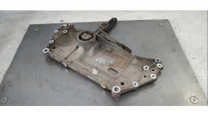 Używane Rama pomocnicza Volkswagen Golf V (1K1) 1.6 FSI 16V Cena € 39,00 Procedura marży oferowane przez Boekholt autodemontage B.V