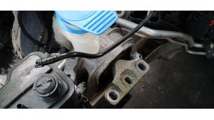 Używane Wspornik silnika Volkswagen Golf V (1K1) 1.6 FSI 16V Cena € 21,00 Procedura marży oferowane przez Boekholt autodemontage B.V