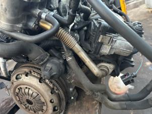 Używane Rura EGR Volkswagen Golf V (1K1) 1.6 FSI 16V Cena € 22,00 Procedura marży oferowane przez Boekholt autodemontage B.V