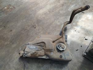 Used Petrol pump Citroen C3 (FC/FL/FT) 1.1 Price € 45,00 Margin scheme offered by Boekholt autodemontage B.V