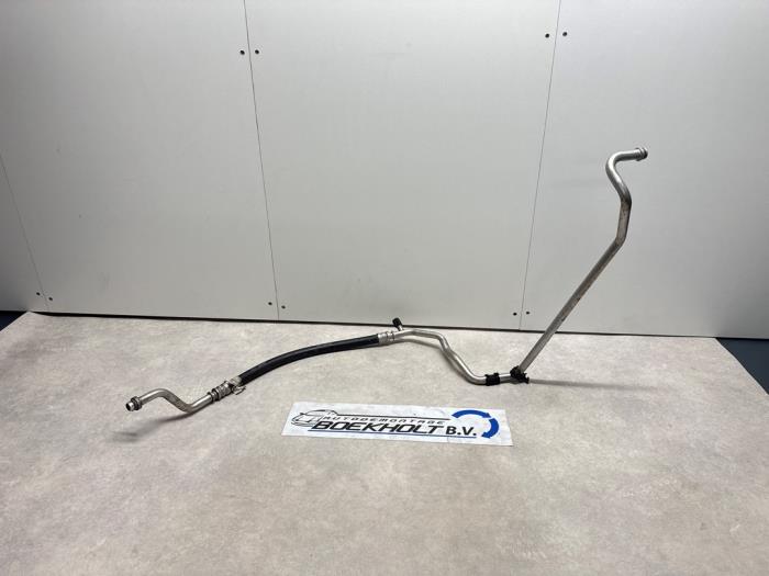 Luftkonditioneringsledning från en Mitsubishi Colt (Z2/Z3) 1.3 16V 2012