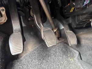 Gebruikte Koppelingspedaal Fiat Panda (169) 1.2 Fire Prijs € 35,00 Margeregeling aangeboden door Boekholt autodemontage B.V