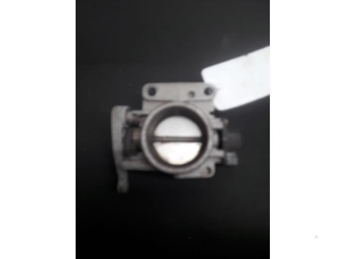 Spjällhus från en Renault Megane (BA) 1.4 16V 1999