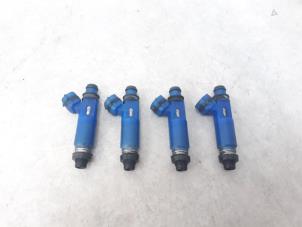 Usagé Injecteur (injection essence) Daihatsu Gran Move 1.5 16V Prix € 70,00 Règlement à la marge proposé par Boekholt autodemontage B.V