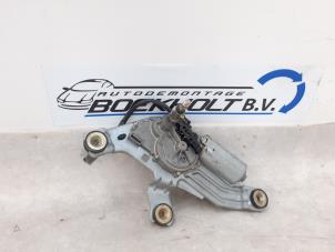 Gebruikte Ruitenwissermotor achter Ford Mondeo III Wagon 2.0 TDdi 90 16V Prijs op aanvraag aangeboden door Boekholt autodemontage B.V