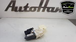 Gebruikte Raammotor Portier Volkswagen Golf V (1K1) 1.6 FSI 16V Prijs € 25,00 Margeregeling aangeboden door AutoHam