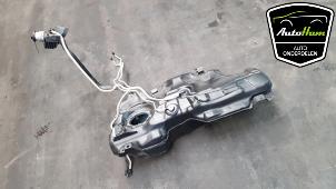 Gebruikte Brandstoftank Seat Ibiza V (KJB) 1.0 TSI 12V Prijs € 95,00 Margeregeling aangeboden door AutoHam