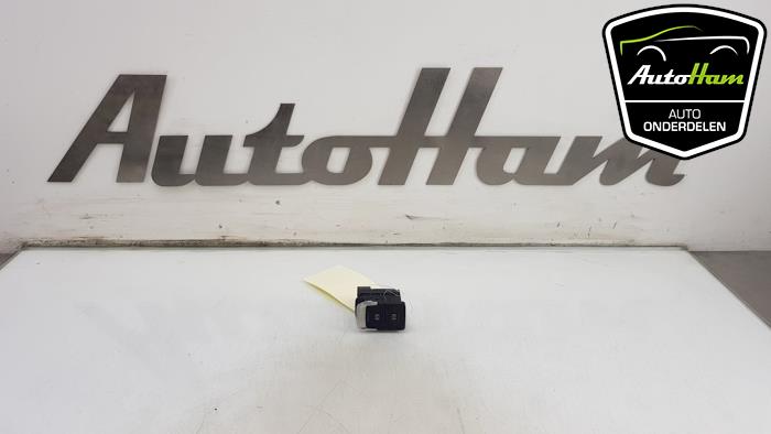 Brytare, parkeringsbroms från en Seat Leon (5FB) 1.4 TSI ACT 16V 2018