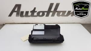 Begagnade Head-up-display (HUD) Toyota Corolla Touring Sport (E21/EH1) 2.0 16V Hybrid Pris € 450,00 Marginaltabell erbjuds av AutoHam