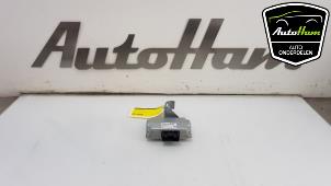 Gebruikte Spanningsregelaar Ford Focus 3 Wagon 1.0 Ti-VCT EcoBoost 12V 125 Prijs € 15,00 Margeregeling aangeboden door AutoHam