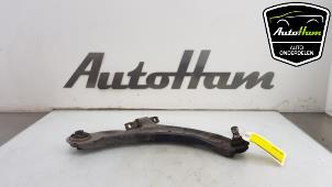Gebruikte Draagarm rechts-voor Nissan Qashqai (J10) 2.0 dCi Prijs € 50,00 Margeregeling aangeboden door AutoHam