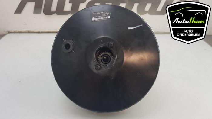 Bromsservo från en Renault Clio III (BR/CR) 1.2 16V Tce 2011