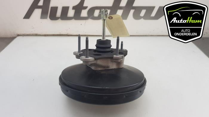 Bromsservo från en Renault Clio III (BR/CR) 1.2 16V Tce 2011