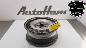 Gebruikte Velg Volkswagen Caddy III (2KA,2KH,2CA,2CH) 1.6 TDI 16V Prijs € 20,00 Margeregeling aangeboden door AutoHam
