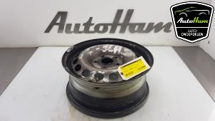 Gebruikte Velg Volkswagen Caddy III (2KA,2KH,2CA,2CH) 1.6 TDI 16V Prijs € 20,00 Margeregeling aangeboden door AutoHam