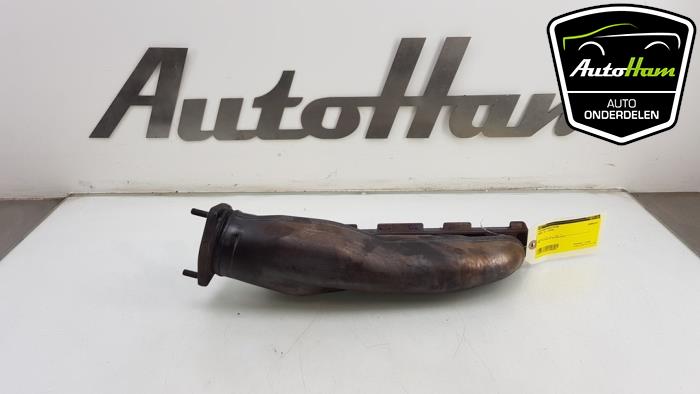 Uitlaatspruitstuk van een Audi Q7 (4LB) 4.2 FSI V8 32V 2008
