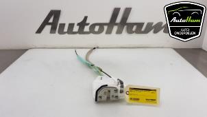 Gebruikte Deurslot Mechaniek 4Deurs rechts-voor Mazda CX-5 II (KF) 2.0 SkyActiv-G 165 16V 2WD Prijs € 60,00 Margeregeling aangeboden door AutoHam