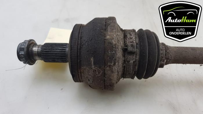 Drivaxel, höger bak från en Mercedes-Benz C (W204) 2.2 C-220 CDI 16V 2007