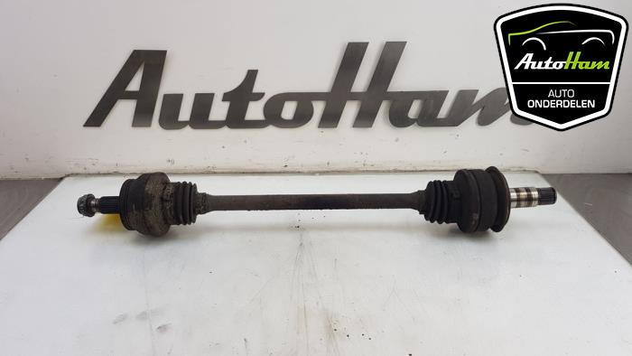 Drivaxel, höger bak från en Mercedes-Benz C (W204) 2.2 C-220 CDI 16V 2007