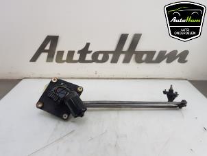 Gebruikte Ruitenwismotor + Mechaniek Volvo V40 (VW) 1.8 16V Prijs € 50,00 Margeregeling aangeboden door AutoHam